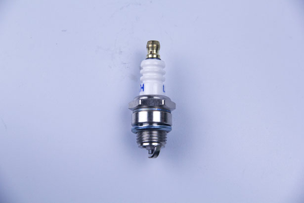 spark plug.jpg